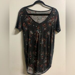 Mudd Women’s shirt